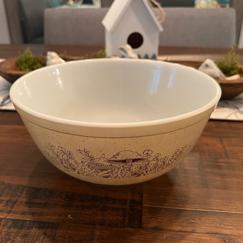 Vintage Pyrex Forest Fancies 403 Mixing Bowl